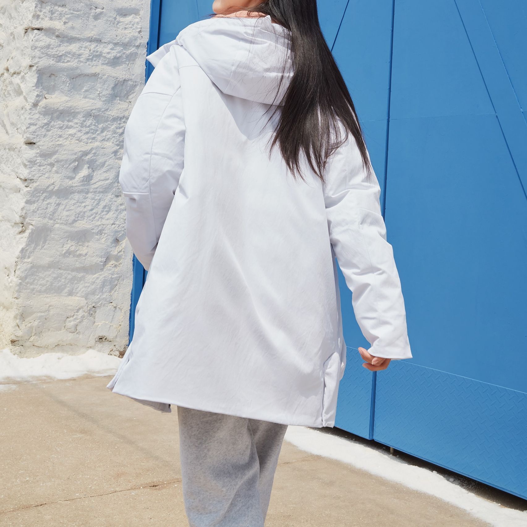 adidas Long Hooded Puffer Coat Unisex White with Pockets GN9838 圖 8