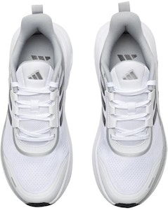 adidas Low-Top 'White Essentials' Sepatu Putih Esensial IH6034 Lookbook adidas Low-Top 'White Essentials' Sepatu Putih Esensial IH6034