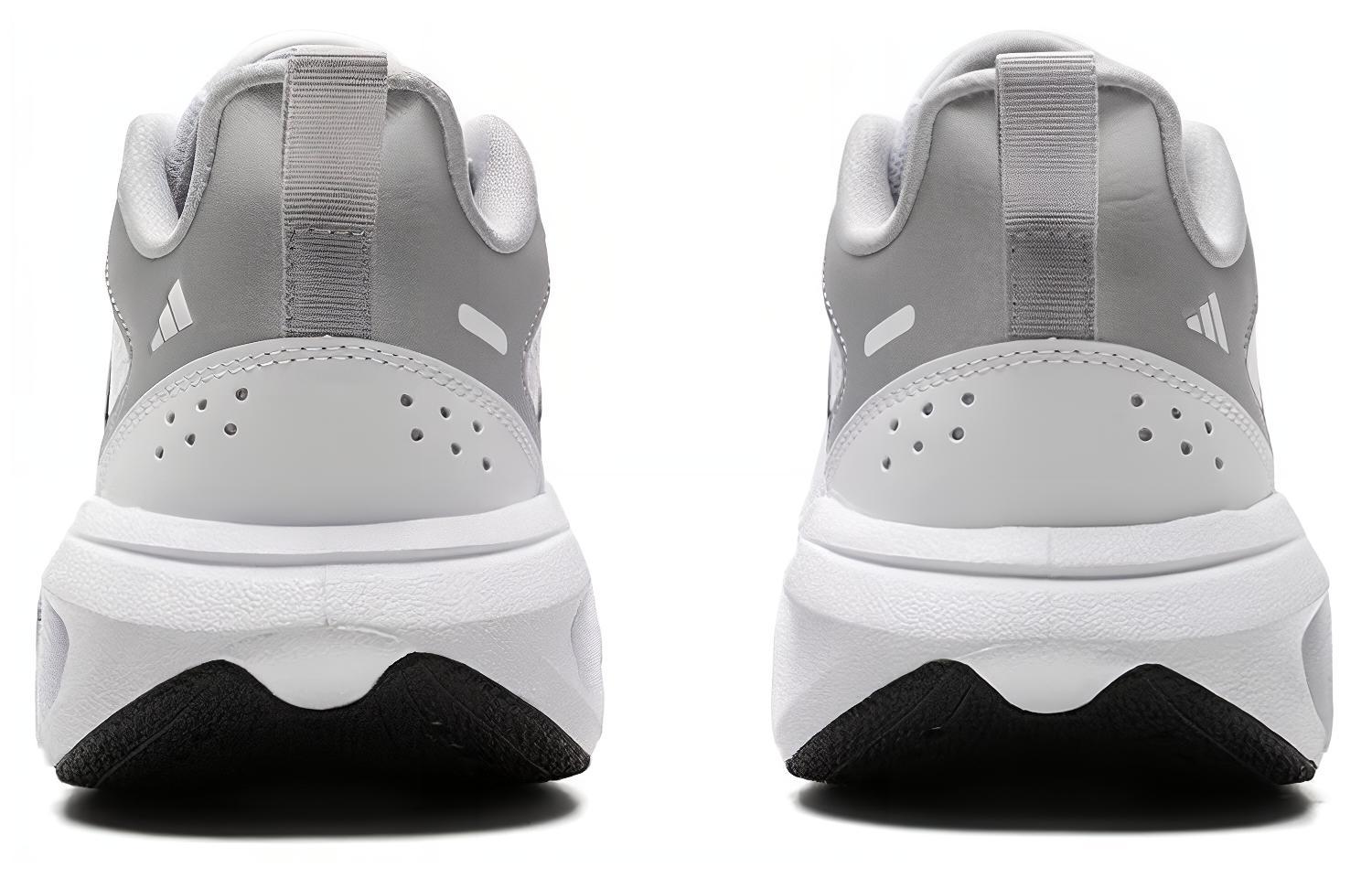 Shop adidas Low-Top 'Esenciales Blancos' IH6034