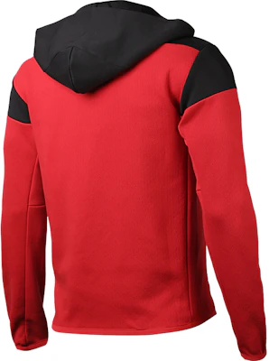 adidas Jaket Sepak Bola Manchester United 20/21 Merah Pria GN4757 Lookbook adidas Jaket Sepak Bola Manchester United 20/21 Merah Pria GN4757
