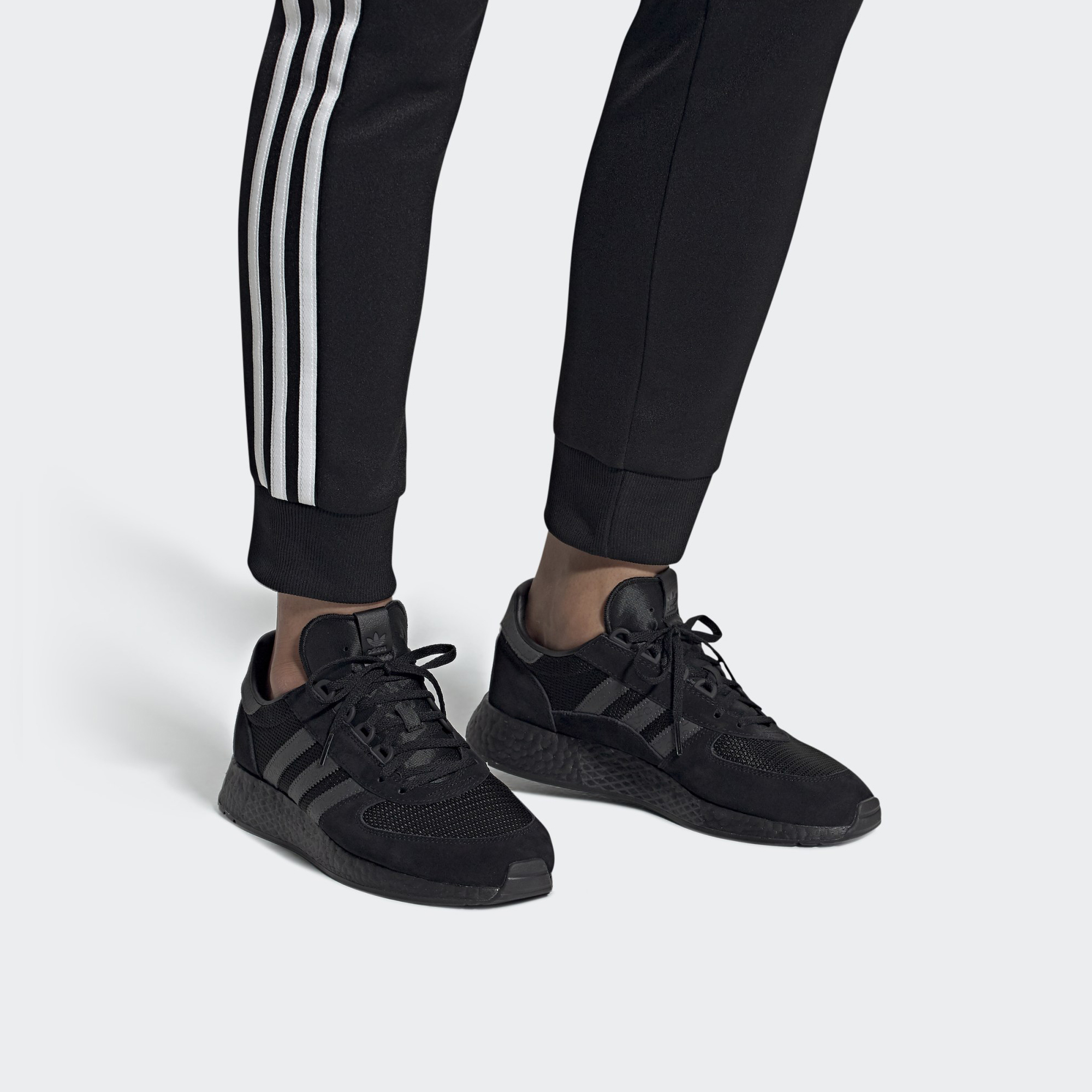 Details for adidas Marathon Tech 'Hitam' EF0321