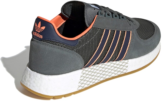 adidas Marathon Tech 'Legend Ivy Gum' - Kasut Lari Legenda Ivy Gum EE5630 Lookbook adidas Marathon Tech 'Legend Ivy Gum' - Kasut Lari Legenda Ivy Gum EE5630