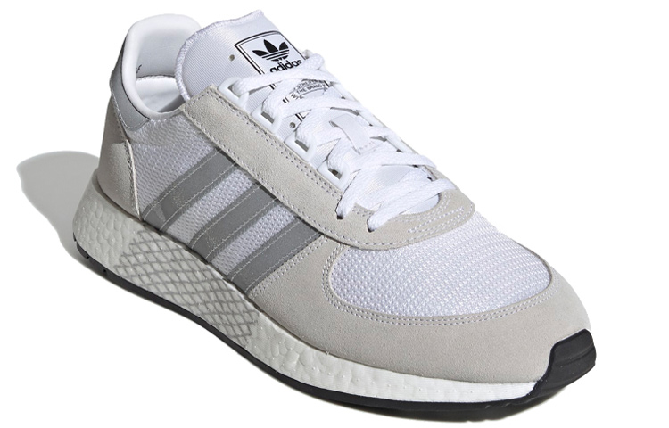 Shop adidas Marathon Tech 'Blanco Plata Metálica' EF4397
