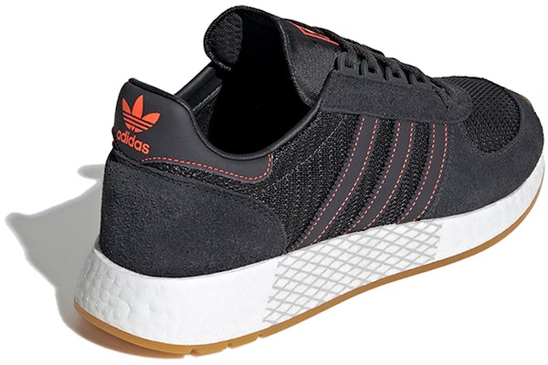 adidas MARATHON TECH Kasut Lari EE6453 Shop adidas MARATHON TECH Kasut Lari EE6453