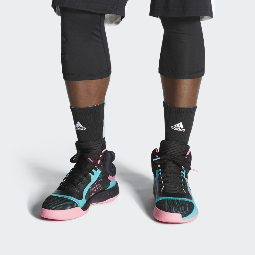 Sizing マーキーブースト 黒/ショッキングピンク/アクア EH2373