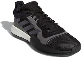 阿迪达斯 Marquee Boost Low 黑夜金属篮球鞋 EH2383 Lookbook 阿迪达斯 Marquee Boost Low 黑夜金属篮球鞋 EH2383