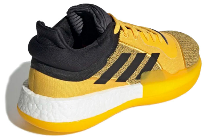 Lookbook (W) 아디다스 마키 부스트 로우 '옐로/블랙' D96937