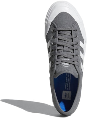 adidas Matchcourt 'Gris' CQ1113 Lookbook adidas Matchcourt 'Gris' CQ1113