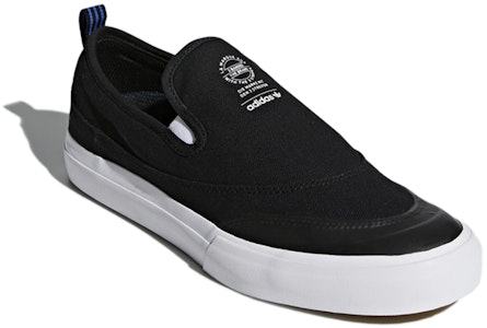 adidas Matchcourt Slip-On 'Negro Core' CQ1132 Lookbook adidas Matchcourt Slip-On 'Negro Core' CQ1132