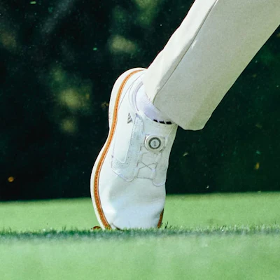 Adidas MC70 Boa 無釘高爾夫鞋 雲白/紙板色/冰橘 JQ3461 3