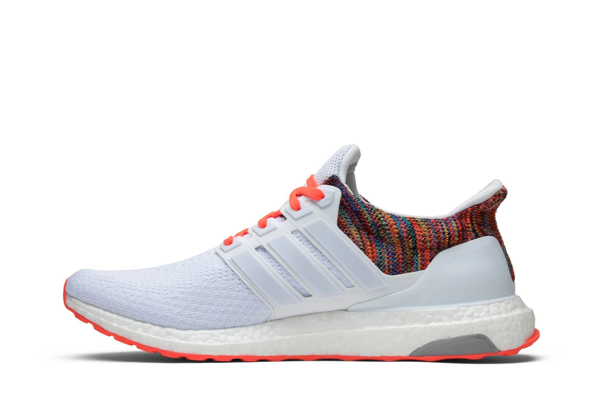 Lookbook アディダス ウルトラブースト "レインボー" BY1756