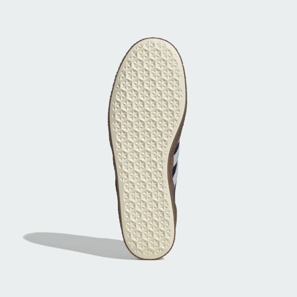 Lookbook アディダス モントリオール 76 スニーカー シャドーネイビー/ハローブルー/ガム JR8372