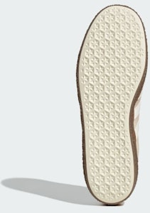 アディダス モントリオール RM シューズ マジックベージュ/チョークホワイト/ガム JS1333 Lookbook アディダス モントリオール RM シューズ マジックベージュ/チョークホワイト/ガム JS1333