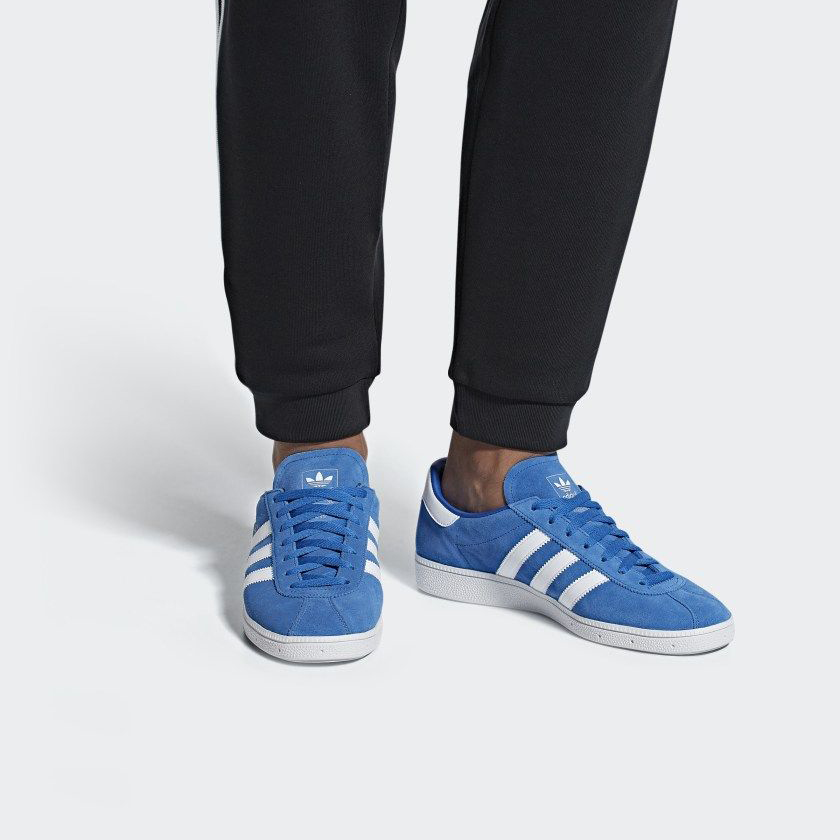 Sizing adidas Múnich 'Bluebird' zapatillas azul retro B96496