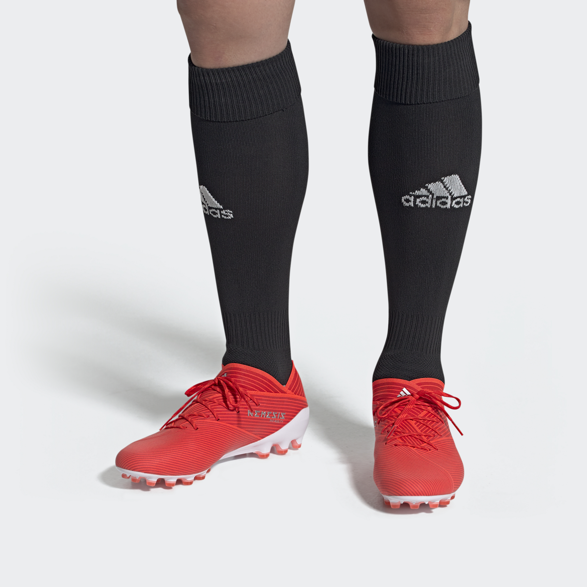 Sizing adidas Nemeziz 19.1 AG Chaussures de Football ''Rouge Blanc'' EF8857