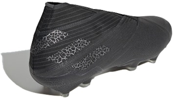 아디다스 네메시즈 19+ FG 코어 블랙 EG7321 Lookbook 아디다스 네메시즈 19+ FG 코어 블랙 EG7321