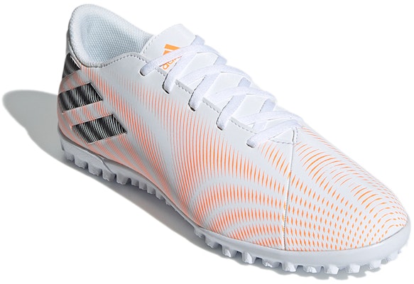 아디다스 네메시즈 .4 TF 흰/주/검 (터프화) FW7347 Lookbook 아디다스 네메시즈 .4 TF 흰/주/검 (터프화) FW7347