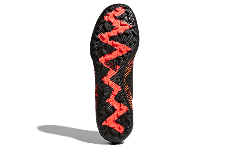 Details for 阿迪达斯 Nemeziz Tango 17.3 TF 黑红人造草坪鞋 CP9098