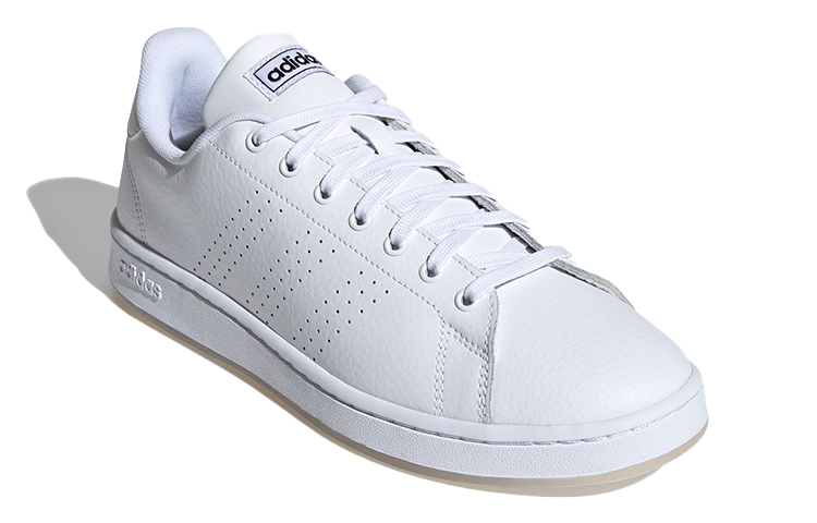 Lookbook adidas neo Advancourt Lea Baskets FY8801