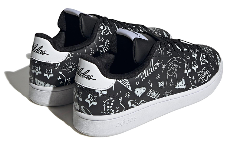 Shop adidas Neo Advantage 'Hitam Putih' IF2987