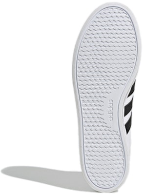 adidas neo Bravada Mid 'White Black' FX9063 Details for adidas neo Bravada Mid 'White Black' FX9063
