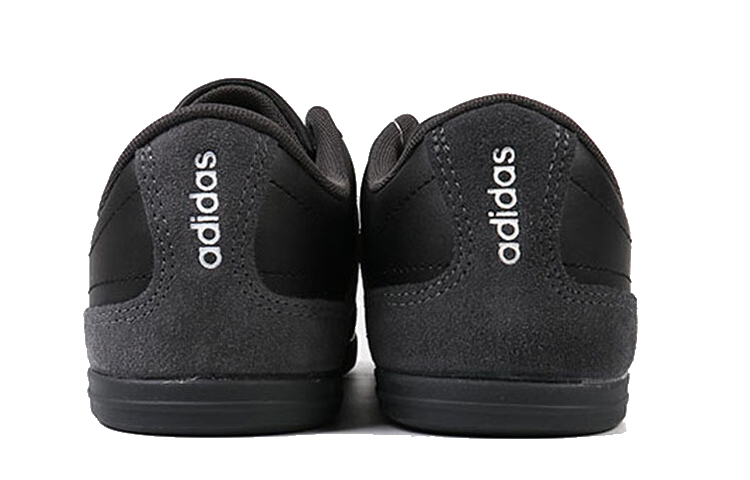 Shop adidas neo Caflaire 復古 防滑減震 低筒 板鞋 男款 黑灰