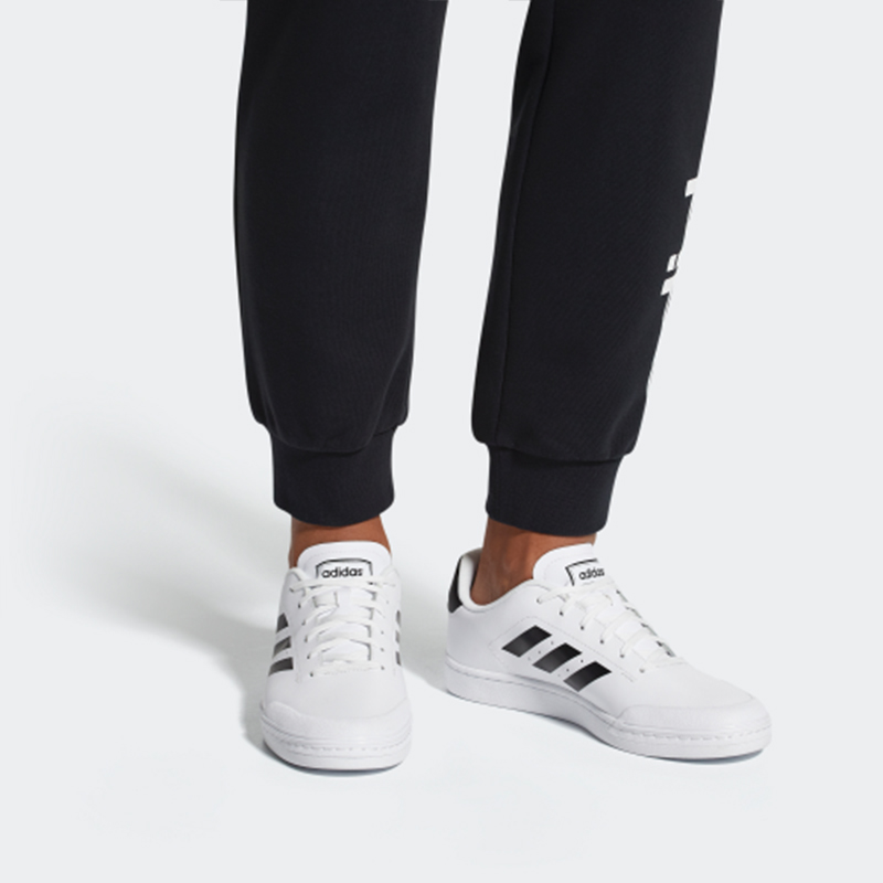 Details for adidas Neo Court 70S Sneaker ''Weiß Schwarz'' B79774