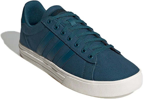 adidas neo Daily 20 Biru EG8331 Lookbook adidas neo Daily 20 Biru EG8331