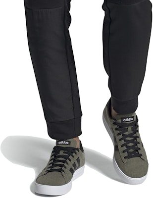 adidas neo Daily 2.0 Hijau Tentera EE7826 Sizing adidas neo Daily 2.0 Hijau Tentera EE7826