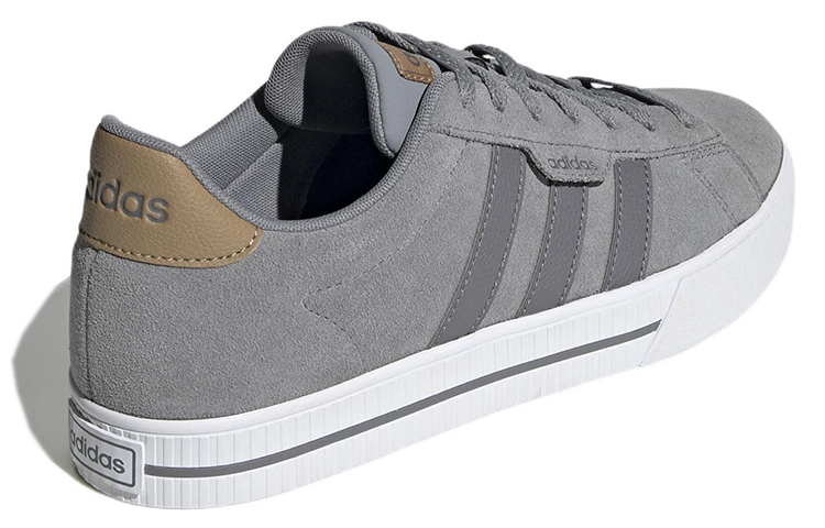Shop adidas neo Daily 3.0 休閒耐磨滑板鞋 灰