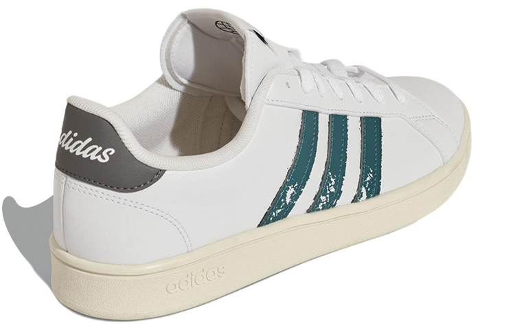 Shop 아디다스 네오 그랜드 코트 '코트 비욘드 화이트 그린' GW1096