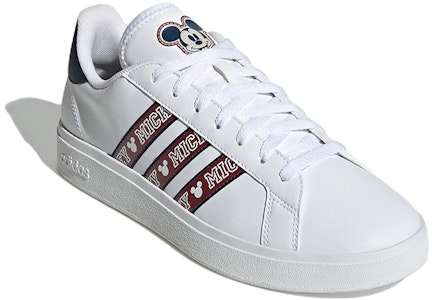 アディダス ネオ グランドコート ベース2.0 ミッキー GV9548 Lookbook アディダス ネオ グランドコート ベース2.0 ミッキー GV9548