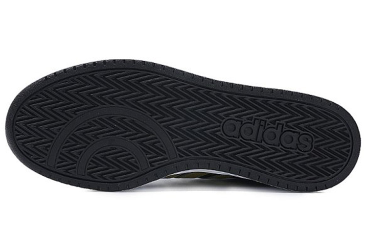 Shop adidas neo Hoops 2.0 耐磨防滑 低筒籃球鞋 黑金色