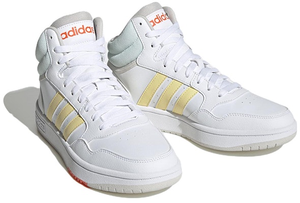 adidas neo Hoops 3.0 舒適潮流 輕便耐磨防滑 中筒 滑板鞋 白黃 Lookbook adidas neo Hoops 3.0 舒適潮流 輕便耐磨防滑 中筒 滑板鞋 白黃