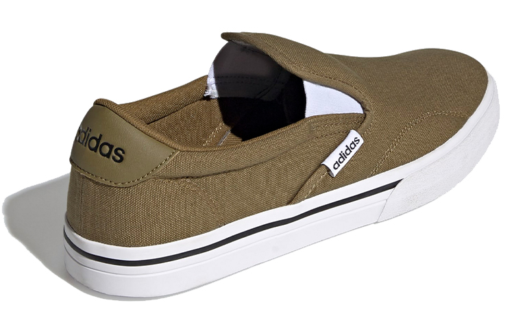 Shop adidas neo Kurin Bruin H04980