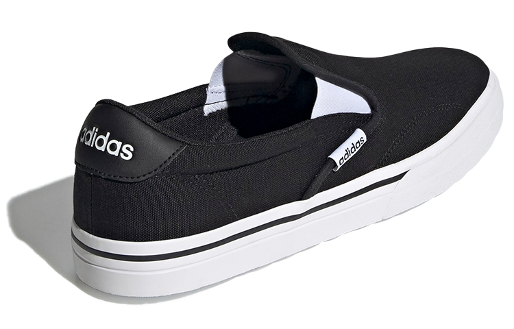 Shop adidas neo Kurin 一腳蹬時尚 防滑耐磨 低筒 帆布鞋 男款 黑色