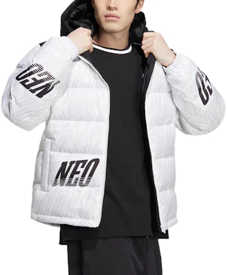 阿迪达斯NEO字母印花连帽羽绒夹克男女同款白色休闲服。 HN4798 Lookbook 阿迪达斯NEO字母印花连帽羽绒夹克男女同款白色休闲服。 HN4798