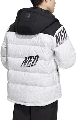 阿迪达斯NEO字母印花连帽羽绒夹克男女同款白色休闲服。 HN4798 Shop 阿迪达斯NEO字母印花连帽羽绒夹克男女同款白色休闲服。 HN4798