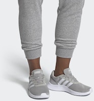 アディダス ネオ ライトレーサー 2.0 ライトグレー EH1097 Sizing アディダス ネオ ライトレーサー 2.0 ライトグレー EH1097