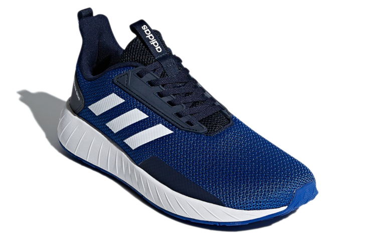 Lookbook adidas Neo Questar Drive ''Blauw Wit'' DB1562