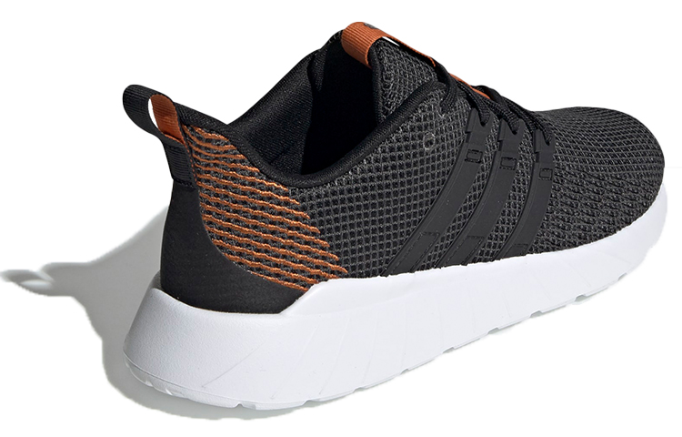 Shop adidas neo Questar Flow 'Hitam Coklat' EE8210