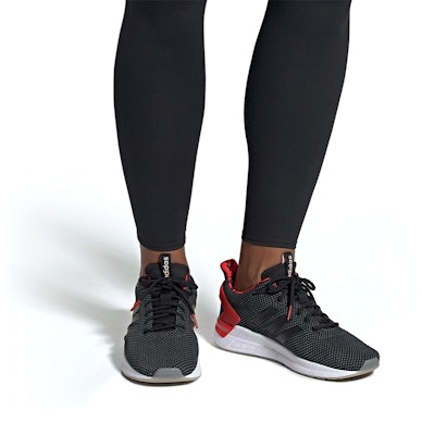 adidas neo Questar Ride Black/Red F37008 Sizing adidas neo Questar Ride Black/Red F37008