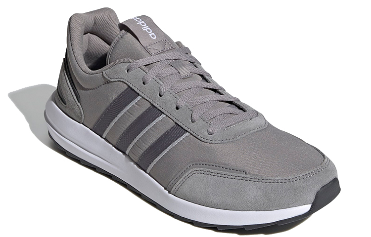Lookbook adidas neo Retrorun sneakers FV7032