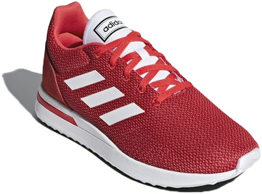 아디다스 네오 런 70s 레드/화이트 (40 characters) B96556 Lookbook 아디다스 네오 런 70s 레드/화이트 (40 characters) B96556