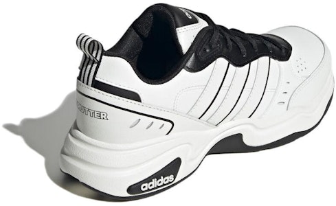 阿迪达斯Neo Strutter白黑配色运动鞋 ID3568 Lookbook 阿迪达斯Neo Strutter白黑配色运动鞋 ID3568