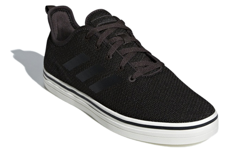 Lookbook adidas neo True Chill ''Noir Blanc'' BB7170