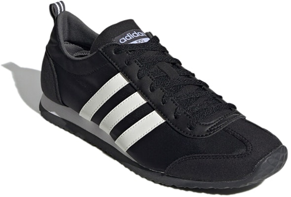 아디다스 네오 VS 조그 블랙 (Adidas Neo VS Jog Black) EH1696 Lookbook 아디다스 네오 VS 조그 블랙 (Adidas Neo VS Jog Black) EH1696