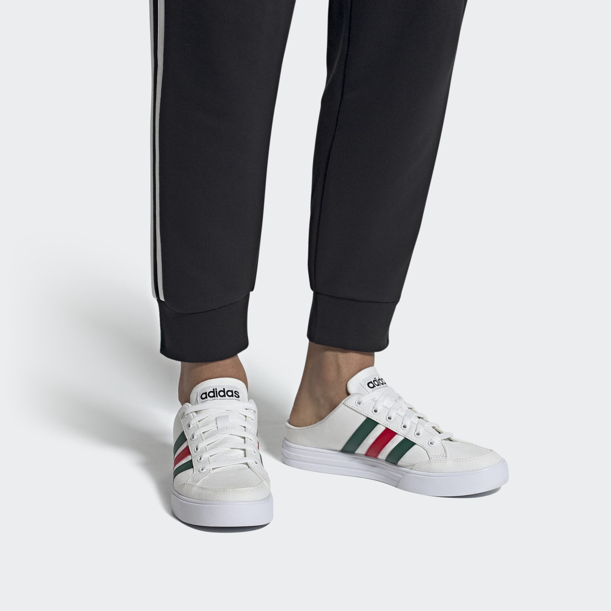 Sizing adidas neo Vs Set 拖鞋 白綠紅
