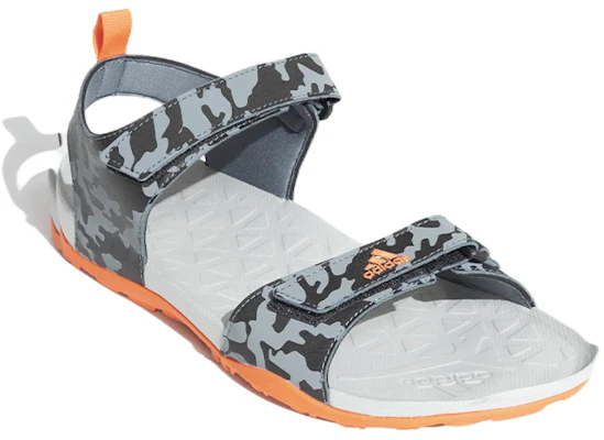 adidas Nessar ''Schwarz Blau'' EY3770 Lookbook adidas Nessar ''Schwarz Blau'' EY3770