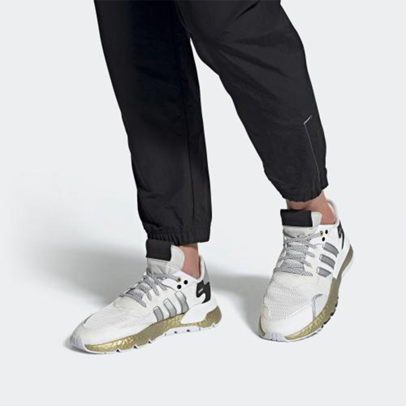 Sizing adidas Nite Jogger 'Putih Emas Metalik' FW6147